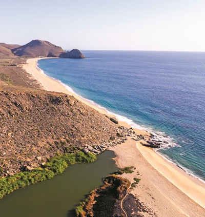 Scenic desert highway routing towards historic oases in Baja California Sur